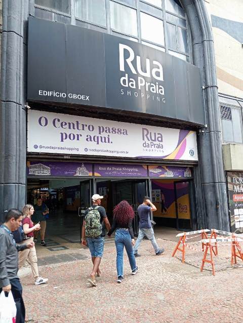 Rua da Praia Shopping